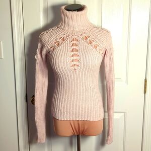 Moda International sweater EUC